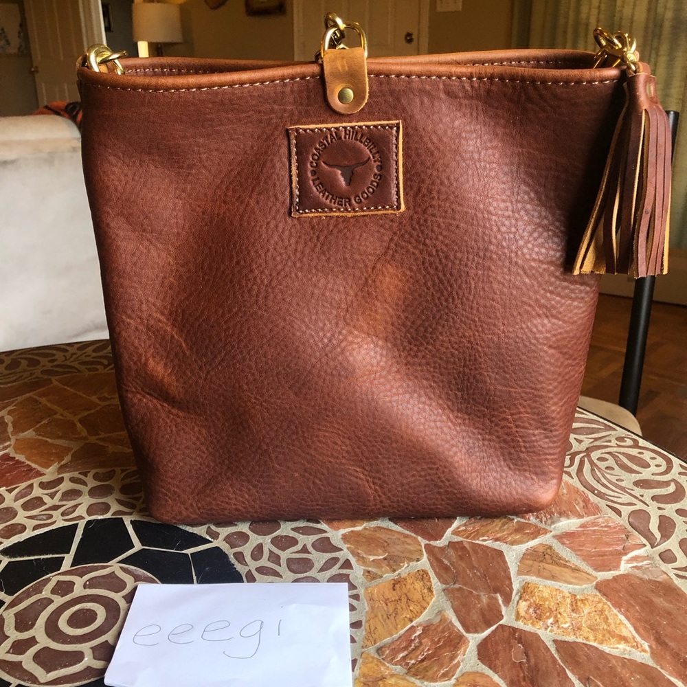 Coastal Hillbilly Mid-size bucket in Deep Whiskey